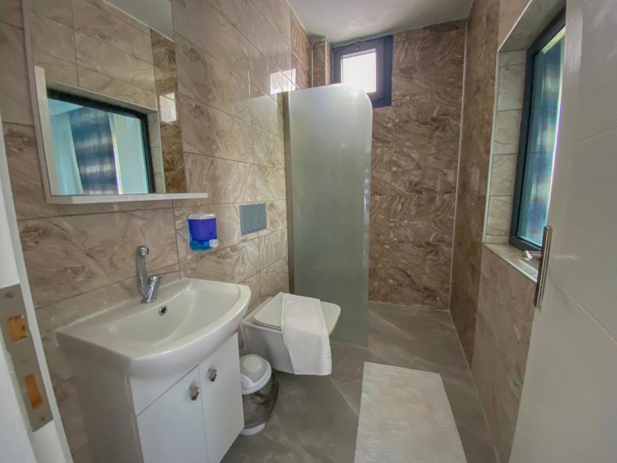Lion Hotel Didim Exterior foto